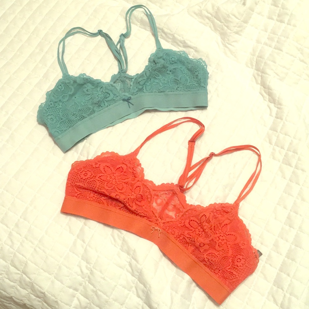 2 Racerback Braletts